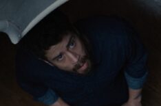 Servant - Toby Kebbell in the stairwell