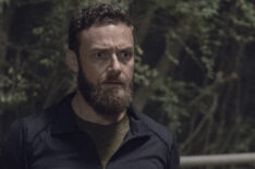 Ross Marquand as Aaron - The Walking Dead _ Season 10, Episode 7
