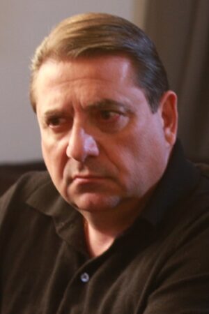 Steve DiSchiavi Headshot