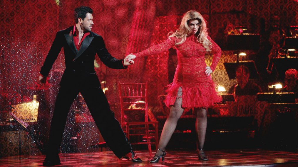 Maksim Chmerkovskiy and Kirstie Alley on Dancing With The Stars