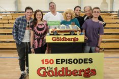 'The Goldbergs' Cast & Crew Celebrate 150 Episodes (PHOTOS)