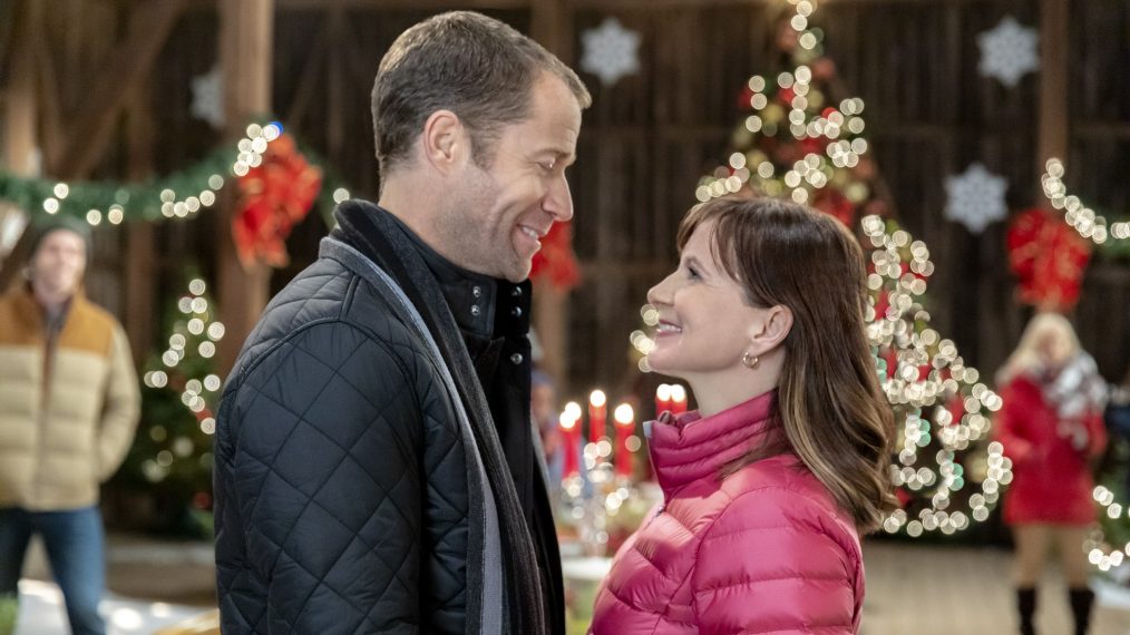 Colin Ferguson, Kellie Martin in Christmas in Montana