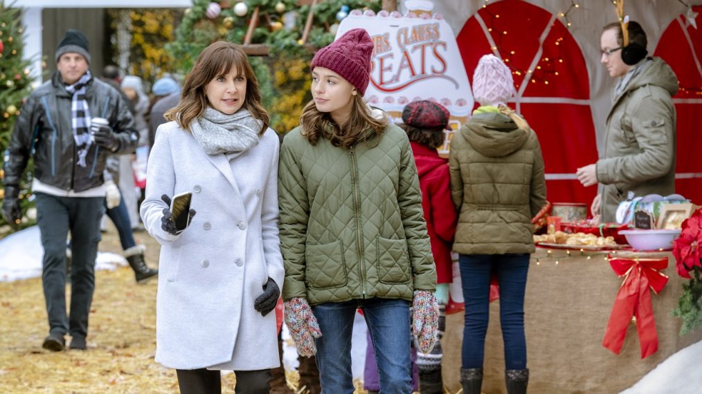 Kellie Martin and Ava Preston in Christmas in Montana