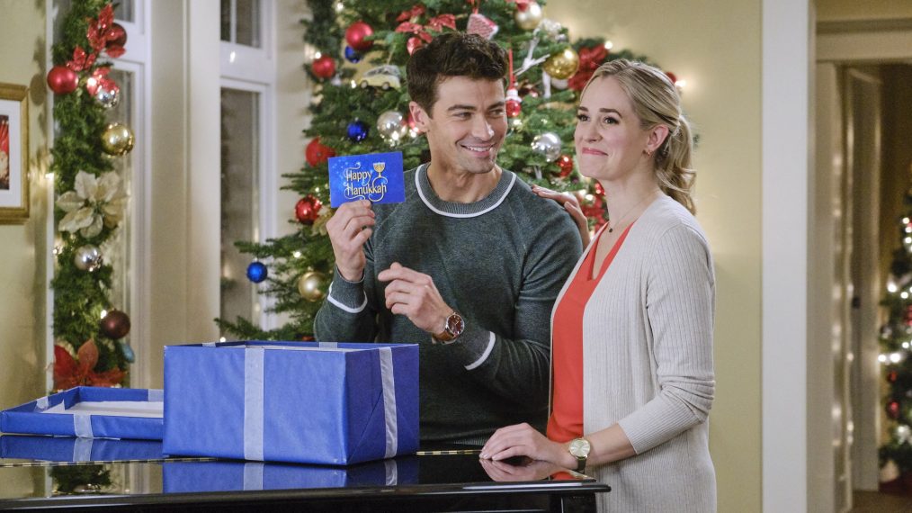 Holiday Date - Matt Cohen, Brittany Bristow