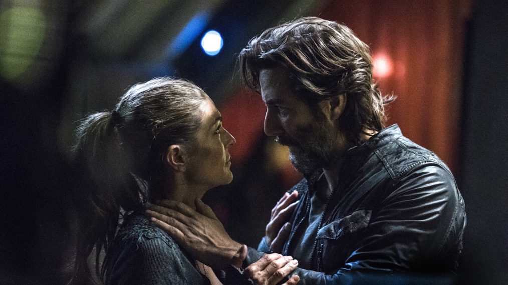 Paige Turco as Abigail Griffin and Henry Ian Cusick as Marcus Kane in The 100 - 'Stealing Fire'