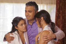 Jane The Virgin - Chapter Ninety - Gina Rodriguez as Jane, Jaime Camil as Rogelio, and Andrea Navedo as Xo