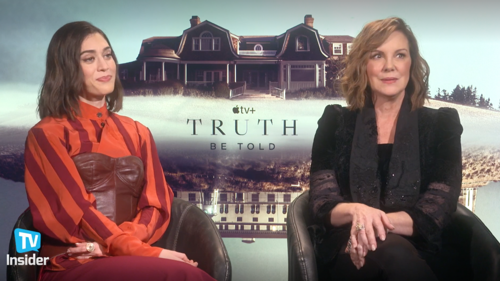 Lizzy Caplan Talks Playing Complicated Twins in Apple+'s 'Truth Be Told' (VIDEO)