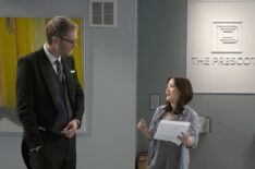 Guest star Stephen Merchant takes direction from episode director Elaine Ko in Modern Family