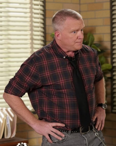 Anthony Michael Hall in the 'Game Night' episode of The Goldbergs