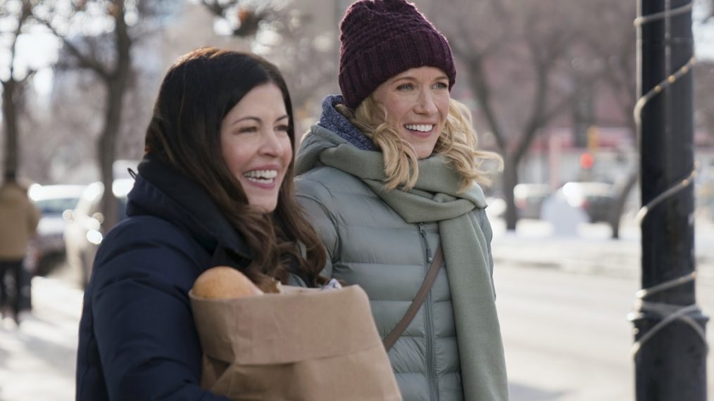 Amazing Winter Romance - Nancy Sorel and Jessy Schram