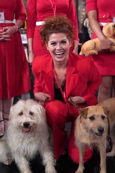 Superstore - Season 5 - Debra Messing as Grace Adler with dogs