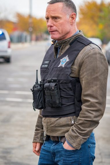 Chicago P.D. - Season 7 - Jason Beghe as Sgt. Hank Voight