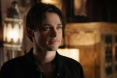 Legacies - Season 2 Episode 12 - Thomas Doherty as Sebastian