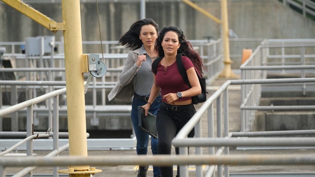 Levy Tran as Desi Nguyen, Tristin Mays as Riley Davis in MacGuyver