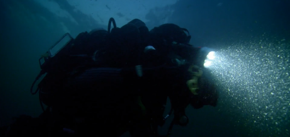 SCIENCE CHANNEL SCREENSHOT MYSTERIES OF THE DEEP SCUBADIVER