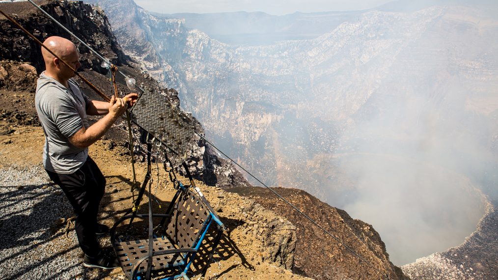 VOLCANO-LIVE-WITH-NIK-WALLENDA