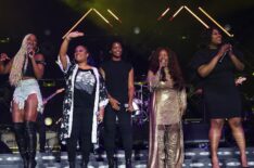 Mary J. Blige, Lalah Hathaway, Ari Lennox, Chaka Khan, and Jazmine Sullivan onstage at the 2017 Essence Festival