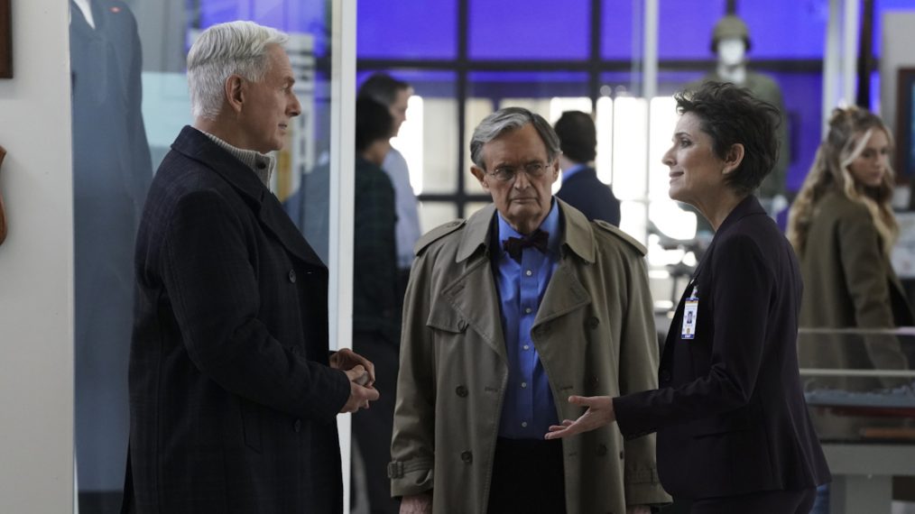 Mark Harmon as NCIS Special Agent Leroy Jethro Gibbs, David McCallum as Dr. Donald 'Ducky' Mallard, Nike Doukas as NHHC Deputy Director Marie Stanhope in NCIS - Season 17, Episode 16 - 'Ephemera'