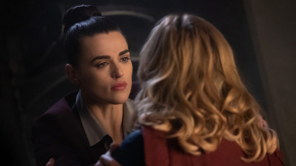 Katie McGrath as Lena Luthor and Melissa Benoist as Kara/Supergirl in Supergirl - Season 5 Episode 13