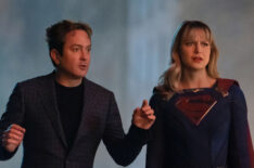 Thomas Lennon as Mxyzptlk and Melissa Benoist as Kara/Supergirl in Supergirl - Season 5, Episode 13 - 'It's a Super Life'