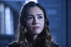 Lindsey Morgan as Raven in The 100 - Season 6 - 'What You Take With You'
