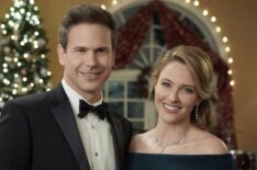 Christmas Wishes and Mistletoe Kisses - Matthew Davis and Jill Wagner