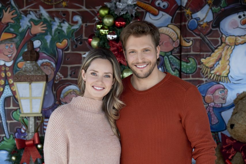 WE NEED A LITTLE CHRISTMAS PICTURE A PERFECT CHRISTMAS MERRITT PATTERSON JON COR HALLMARK CHANEL