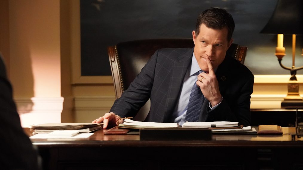 Dylan Walsh as Mayor Peter Chase - Blue Bloods - Season 10 Episode 16