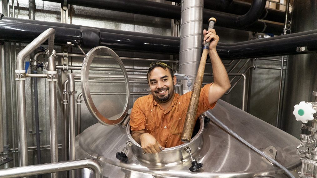 'Brews Brothers' Netflix Reveals First Look at New HalfHour Comedy