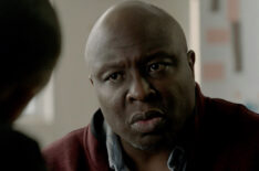 Steve Harris in Chicago PD - Season 7, Episode 17