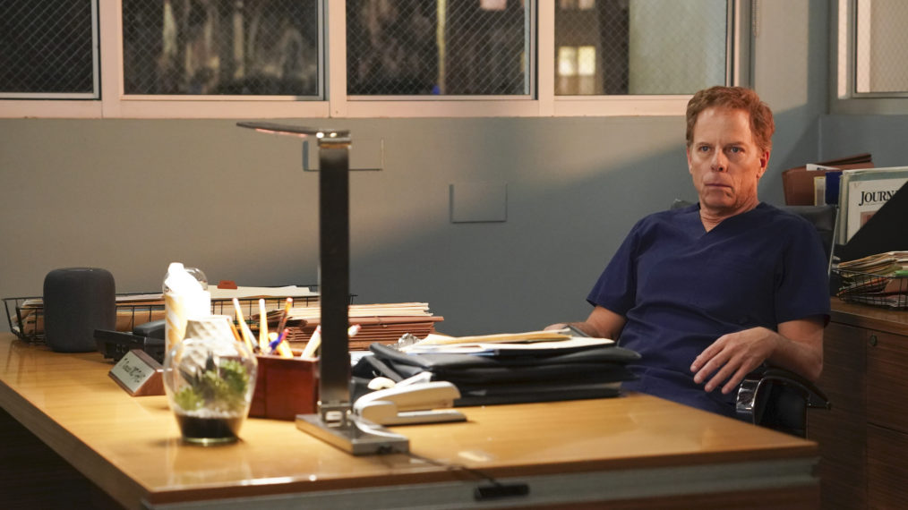 Greg Germann as Tom on Grey's Anatomy - Season 16, Episode 20