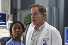 Greg Germann as Tom Koracick in Grey's Anatomy - Season 16 Episode 18