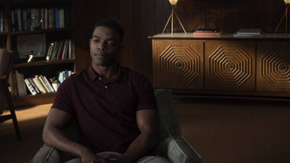 Stephan James as Walter Cruz in Homecoming on Amazon Prime Video