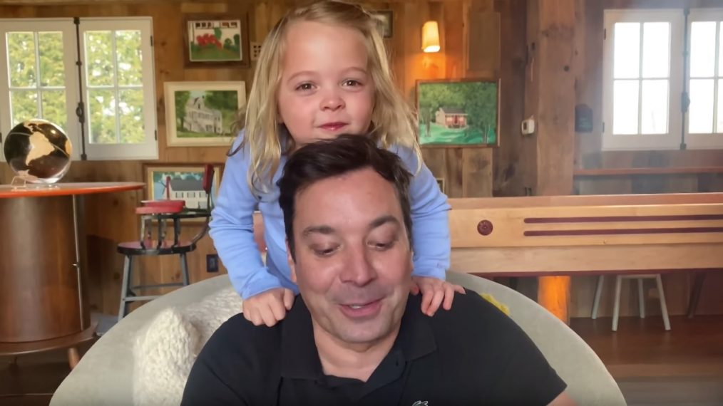 Jimmy Fallon does the 'Tonight Show' at home