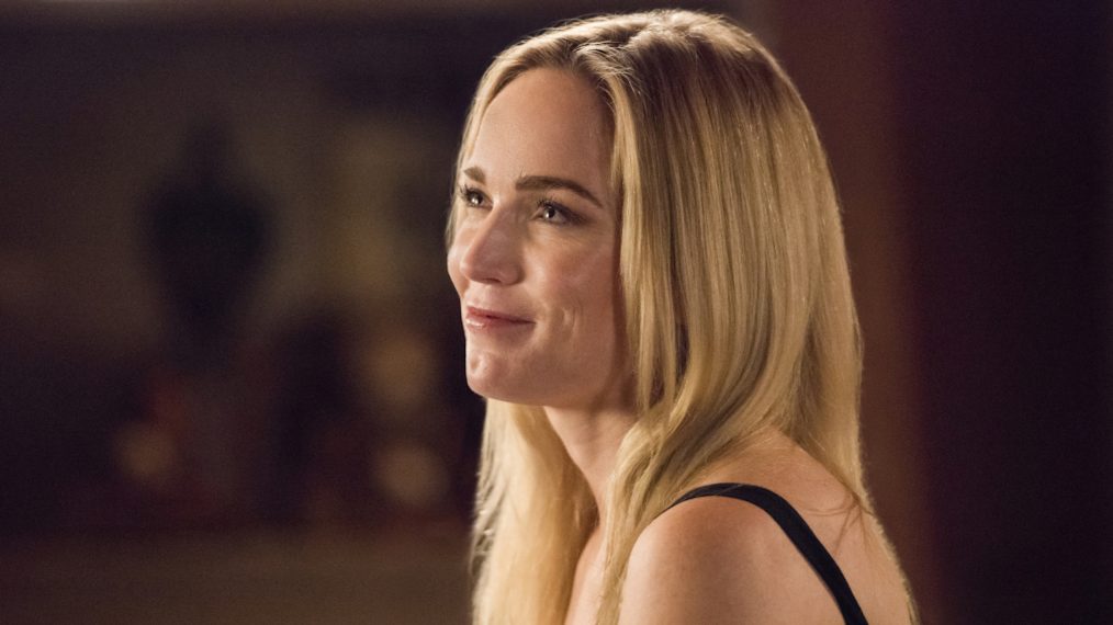 Caity Lotz as Sara Lance/White Canary in Legends of Tomorrow - Season 5 Episode 7 - 'Romeo V. Juliet: Dawn of Justness'