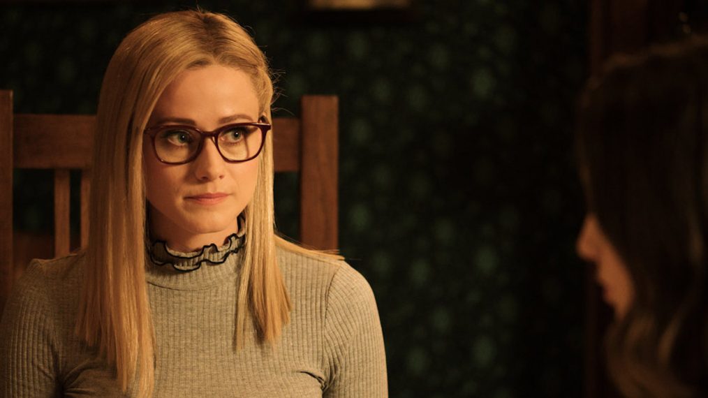 Olivia Taylor Dudley as Alice Quinn in The Magicians - Season 5 - 'Acting Dean'