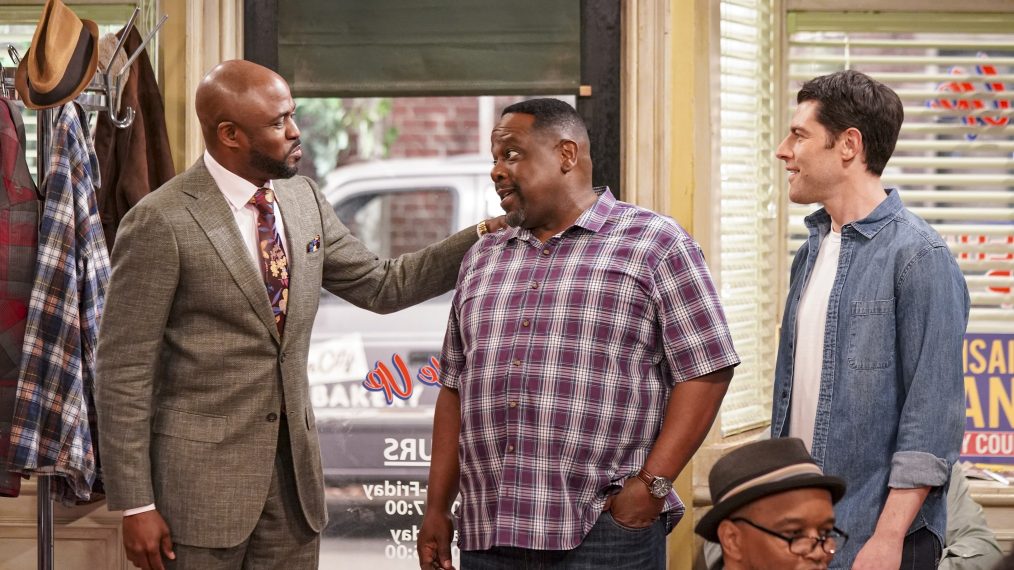 'The Neighborhood' Casts Wayne Brady in Recurring Guest Role (PHOTOS)