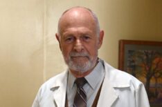 Gerald McRaney as Dr. K in This Is Us - Season 4 - 'Strangers: Part Two'