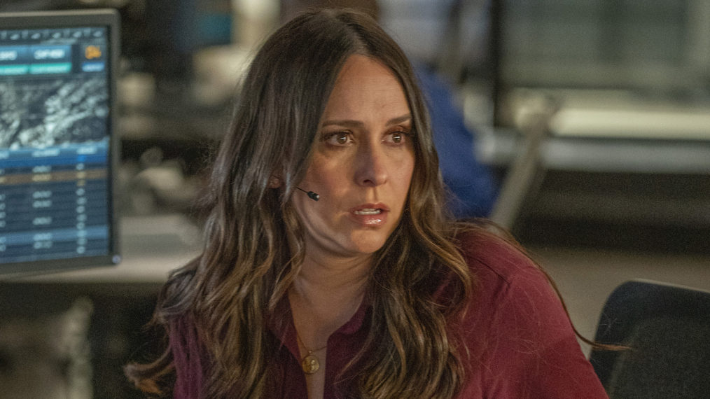 Jennifer love hewitt leaving 911 season 4