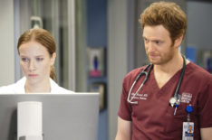 Jessy Schram as Dr. Hannah Asher and Nick Gehlfuss as Dr. Will Halstead - Chicago Med Season 5