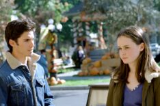 Gilmore Girls - Milo Ventimiglia and Alexis Bledel