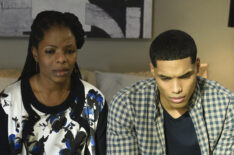 Marsha Stephanie Blake as Vivian and Rome Flynn as Gabriel Maddox - How to Get Away With Murder - Season 6, Episode 12