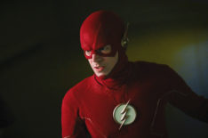 Lives Are in Danger When 'The Flash' Returns (PHOTOS)