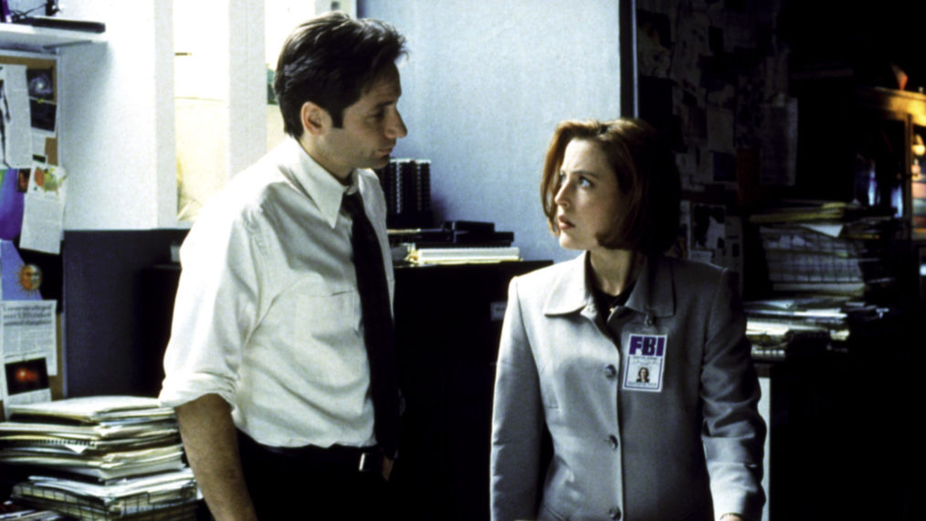 The X-Files - David Duchovny as Fox Mulder and Gillian Anderson as Dana Scully