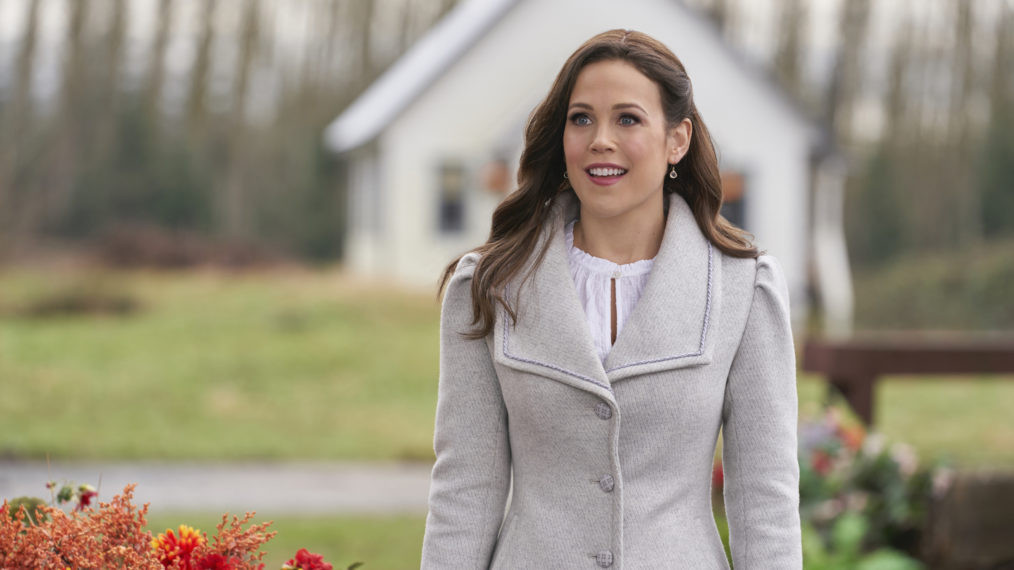 Erin Krakow in When Calls the Heart - Season 8