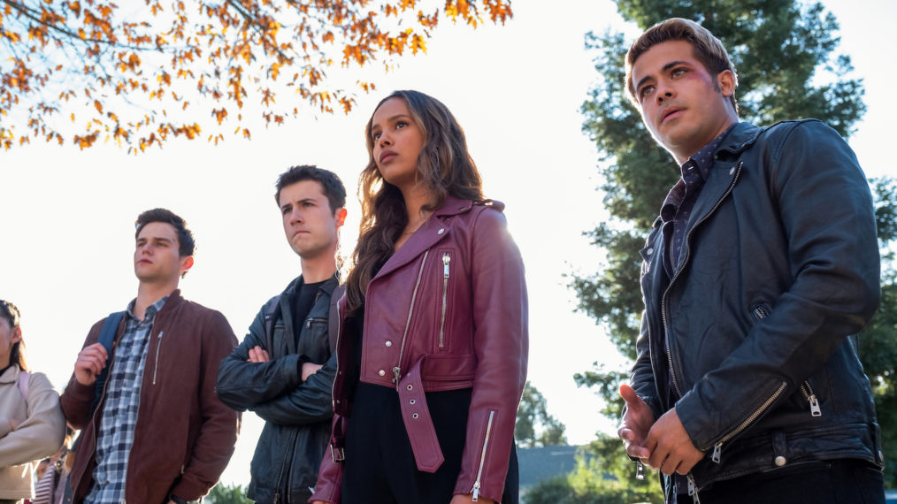 Brandon Flynn as Justin Foley, Dylan Minnette as Clay Jensen, Alisha Boe as Jessica Davis, and Christian Navarro as Tony Padilla in 13 Reason Why - Season 4, Episode 8