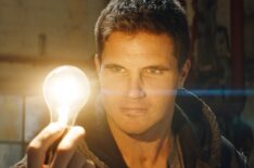 Robbie Amell in Code 8