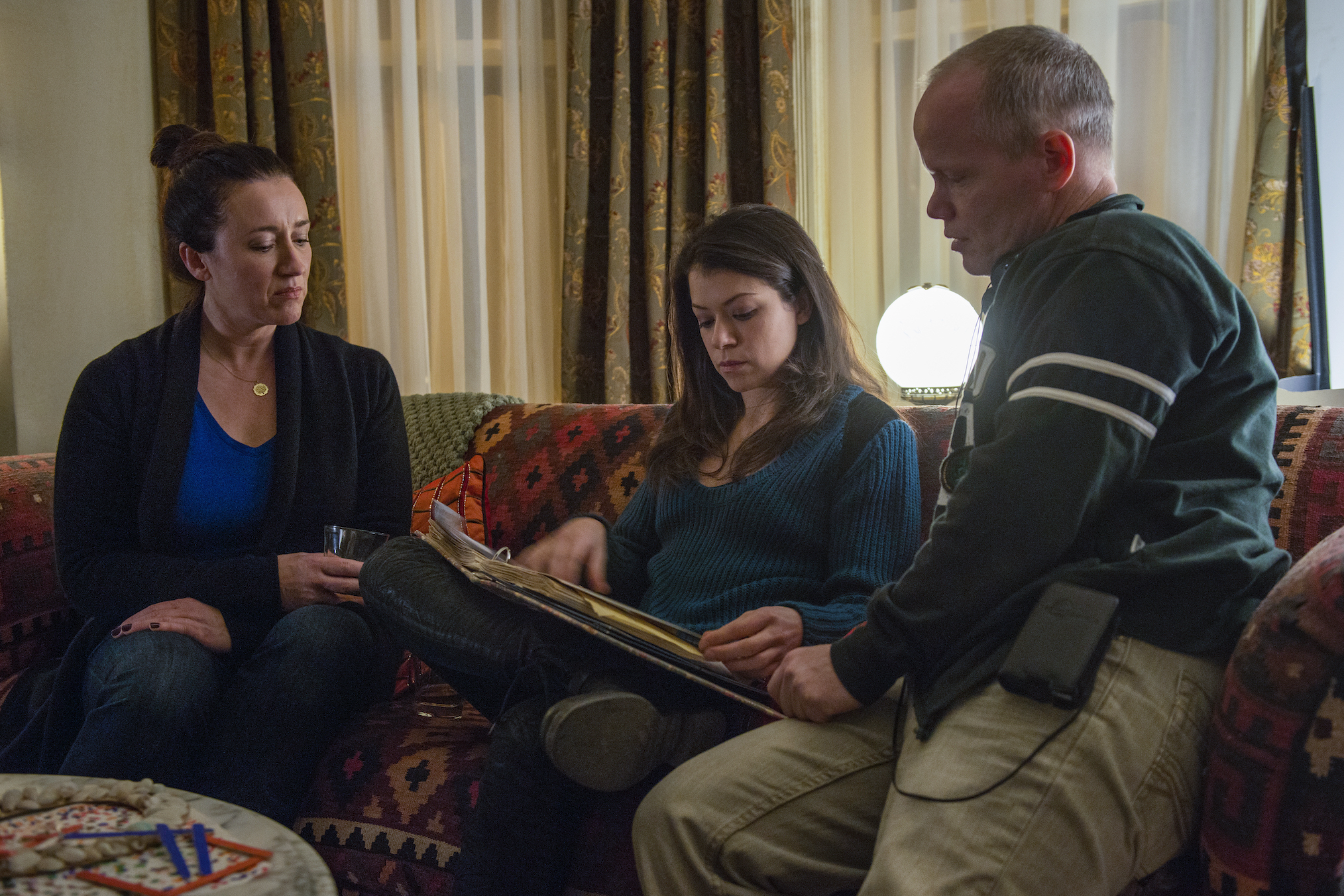 Orphan Black Maria Doyle Kennedy Tatiana Maslany Behind the Scenes Season 1