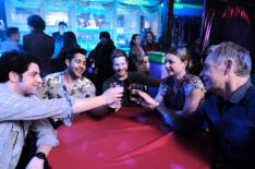 Guest star Eli Gelb, Manish Dayal, Matt Czuchry, Emily VanCamp and Bruce Greenwood in the 'Doll E. Wood' episode of The Resident - Season 4