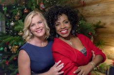 Hallmark Channel 2017 Christmas at Holly Lodge - Alison Sweeney & Sheryl Lee